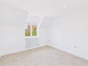 Master bedroom- click for photo gallery